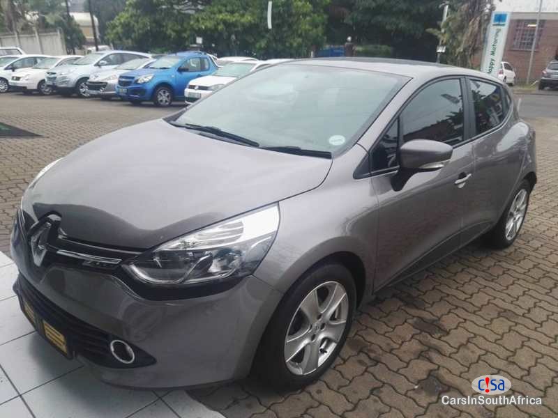 Renault Clio 66kW Turbo Expression Manual 2015 - image 2