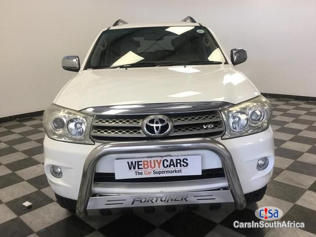 Toyota Fortuner V6 4.0 Automatic 2010