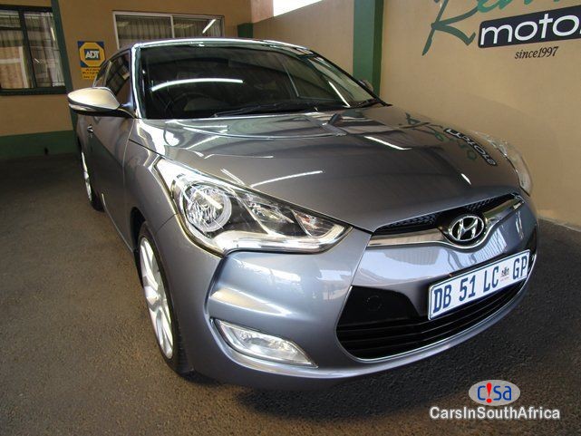 Hyundai Veloster 1.6 GDI EXECUTIVE DCT Automatic 2014 - image 2