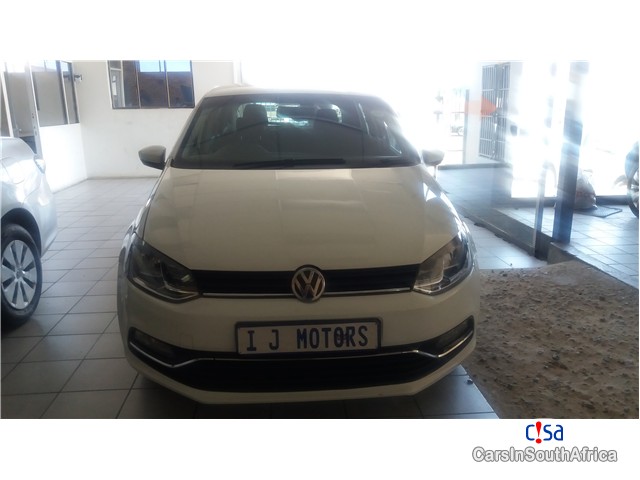 Volkswagen Polo 1.2 TSI Highline Manual 2015