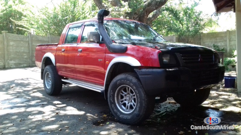 Mitsubishi Colt Manual 2002 - image 2