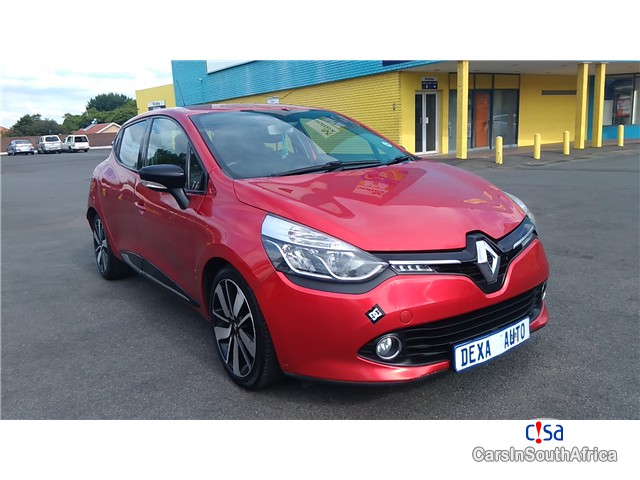 Renault Clio 4 1.2 Expression Turbo Manual 2015 - image 2