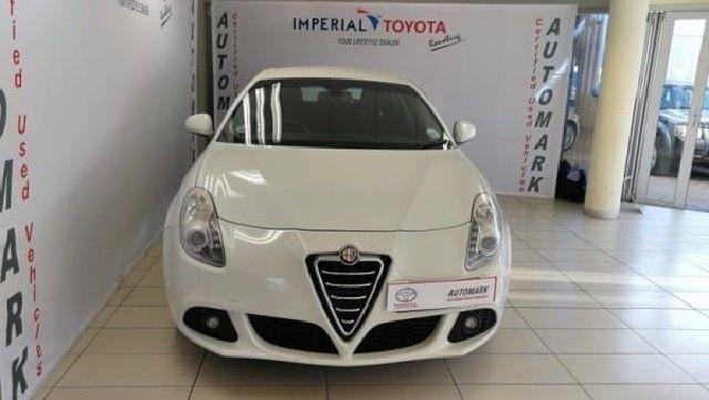 Alfa Romeo Giulietta 1.4 TB MultiAir Distinctive Manual 2011 in Gauteng