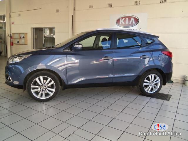 Hyundai ix35 2.0 Crdi Executive 4X2 Manual 2013 - image 3