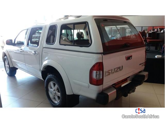 Isuzu KB300 Manual 2005 in Western Cape