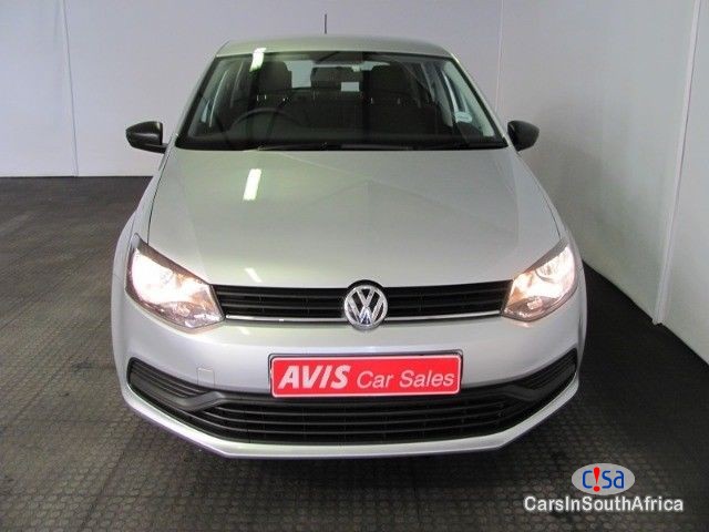 Volkswagen Polo 1.2 TSI TRENDLINE Manual 2017 - image 3