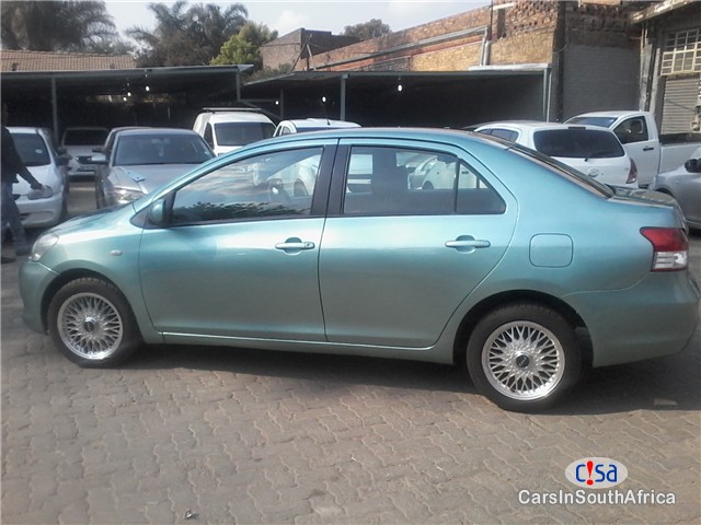 Toyota Yaris 1.3 T3 Spirit Manual 2006 - image 3
