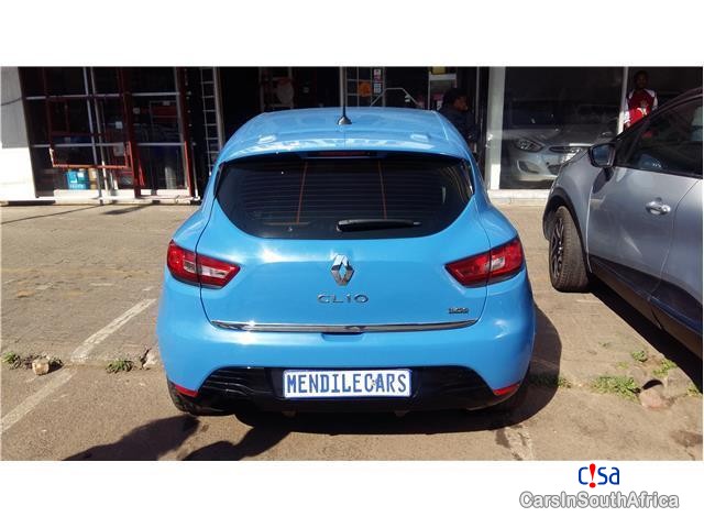 Renault Clio 1.2 Turbo GT-Line Manual 2014 - image 3