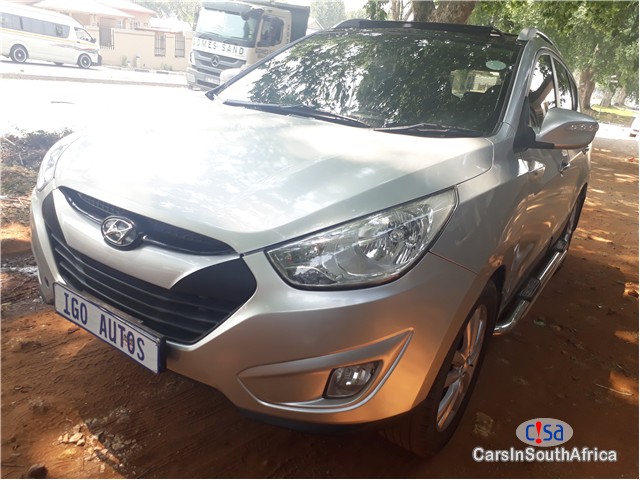 Hyundai ix35 2.0 CRDi Elite 4x4 Automatic 2010 - image 3