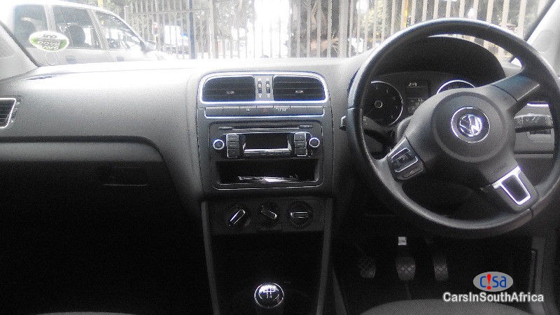Volkswagen Polo Manual 2014 in Gauteng