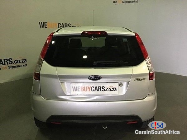 Ford Figo 1.4 Ambiente Manual 2012 - image 3