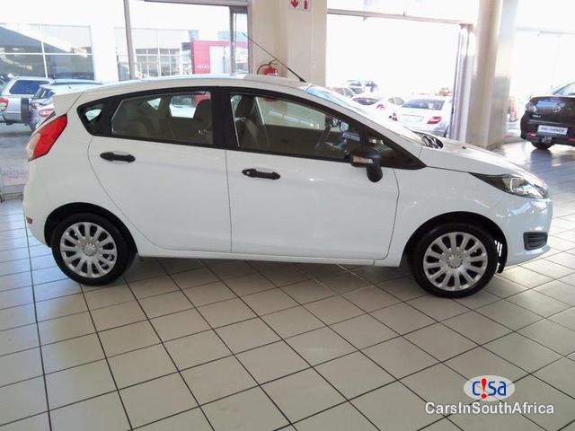 Ford Fiesta 1.4 Ambiente Manual 2016 - image 4