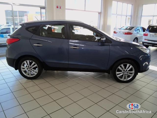 Hyundai ix35 2.0 Crdi Executive 4X2 Manual 2013 - image 4
