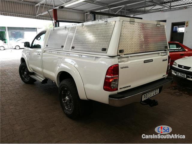 Toyota Hilux 3.0 D-4D R/Body Raider Manual 2007 in South Africa