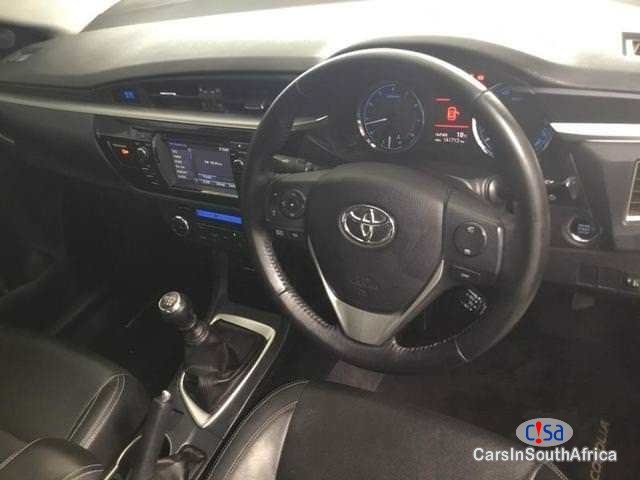Toyota Corolla 1.8 Prestige Manual 2014 - image 4