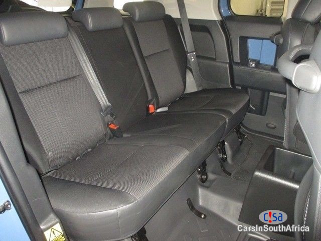 Toyota Land Cruiser FJ 4.0 V6 CRUISER Automatic 2014 in South Africa