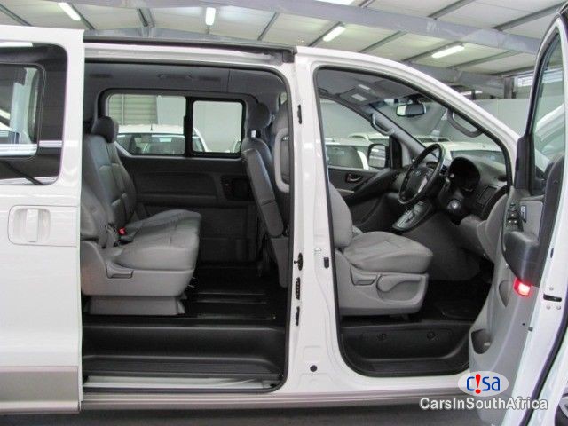 Hyundai H-1 2.5 VGTi 9-SEATER BUS Automatic 2017 in South Africa