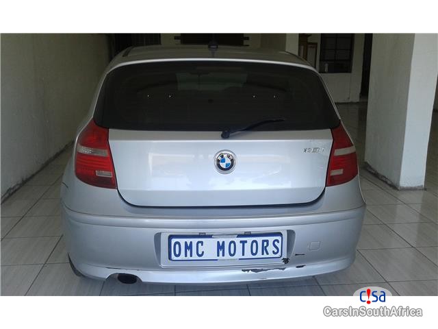 BMW 1-Series 118i 5-door Facelift Manual 2011 in South Africa