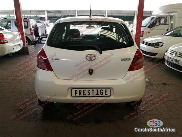 Toyota Yaris 1.3 T3 Manual 2007 - image 4