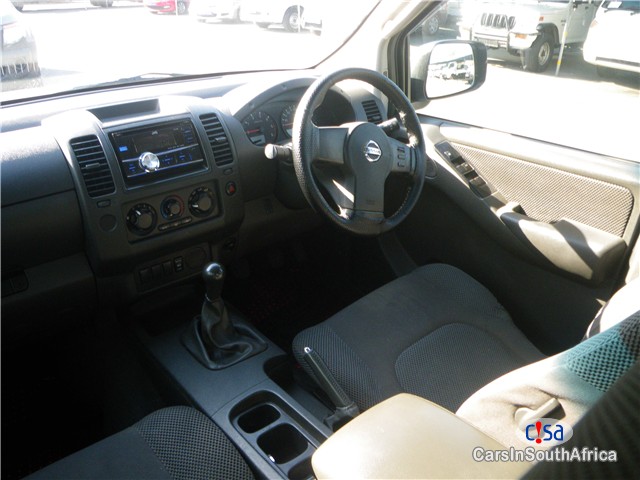 Nissan Navara 2.5 DCi 4x2 Manual 2008 - image 4