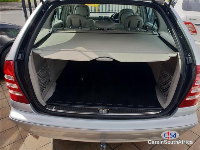 Mercedes Benz 200 Series C 200K Estate Elegance Automatic 2006 in South Africa