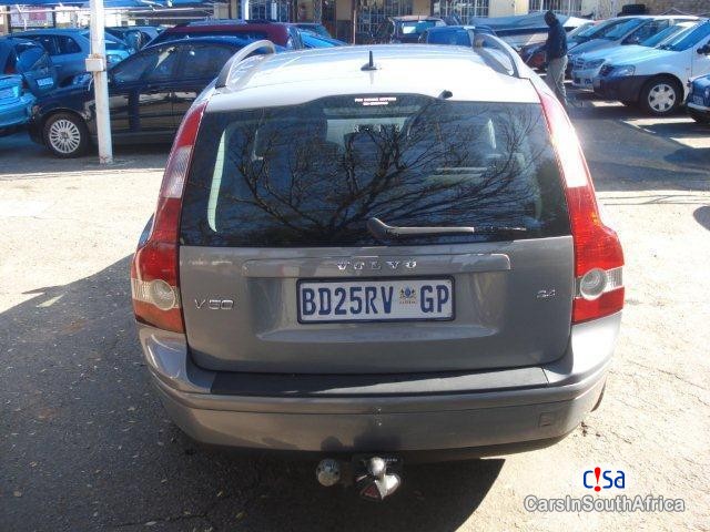 Volvo V50 2.4i Manual 2005 in South Africa