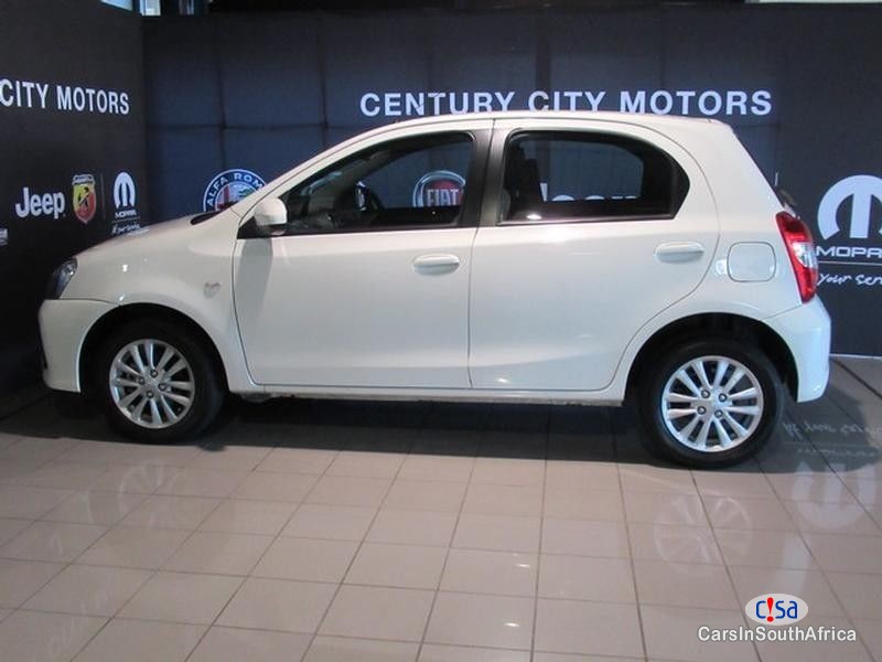 Toyota Etios 1.5 Xs Manual 2017 - image 4
