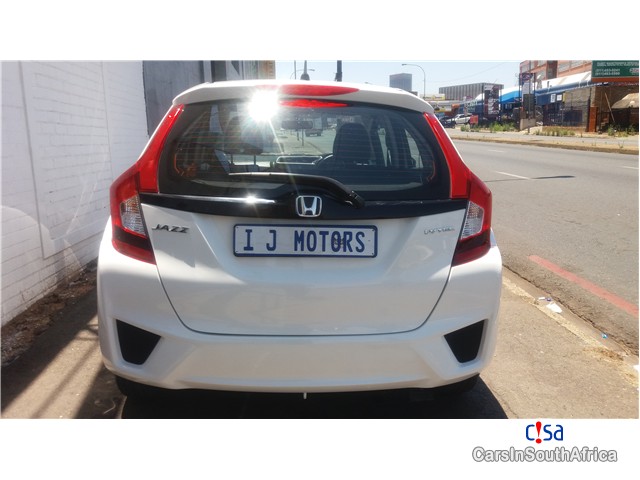 Honda Jazz 1.5 Dynamic Manual 2015 in South Africa