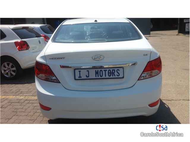 Hyundai Accent 1.6 Glide Manual 2016 in South Africa