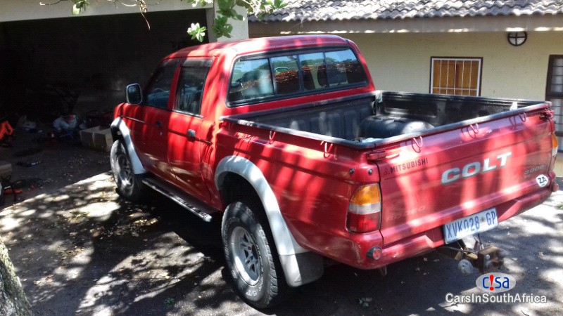 Mitsubishi Colt Manual 2002 - image 4