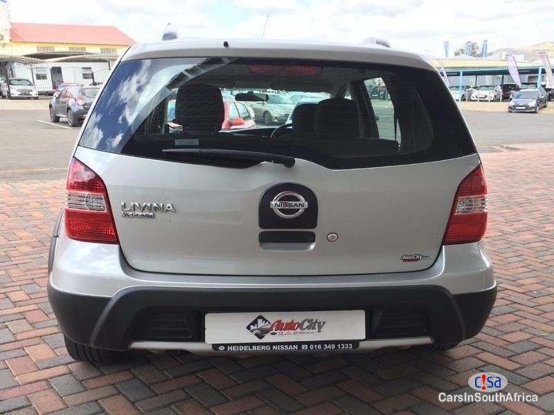 Nissan Livina 1.6 Acenta Manual 2014 - image 4