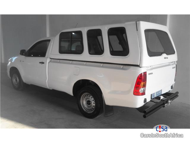 Picture of Toyota Hilux 2.0 VVT-i S/C LWB Manual 2011 in KwaZulu Natal