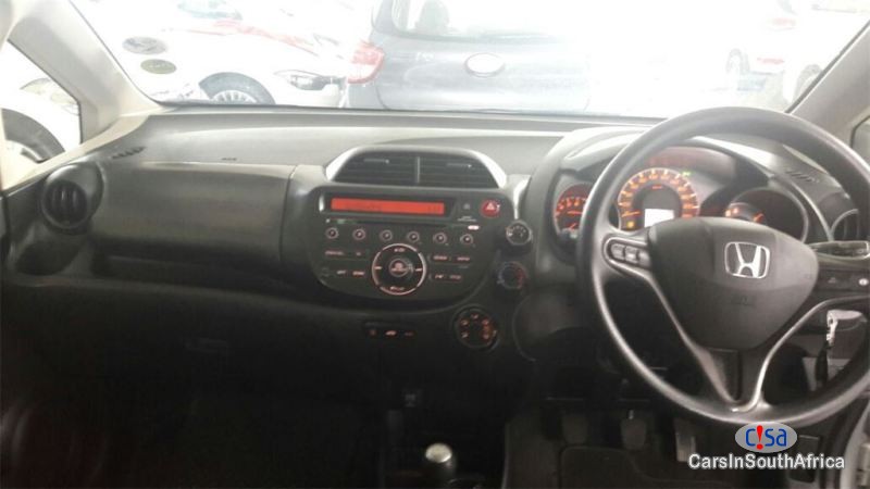 Honda Jazz 1.3 Comfort Manual 2013 - image 5