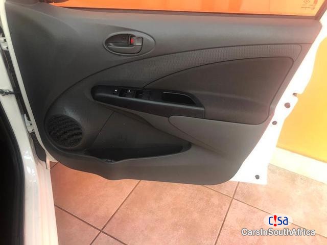 Toyota Etios 1.5 Sprint Manual 2016 - image 5