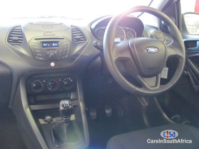 Ford Figo 1.5 AMBIENTE Manual 2017 - image 5