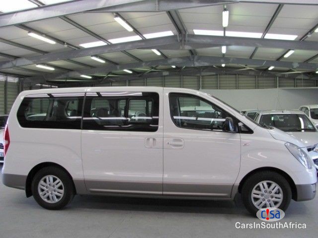 Hyundai H-1 2.5 VGTi 9-SEATER BUS Automatic 2017 - image 5