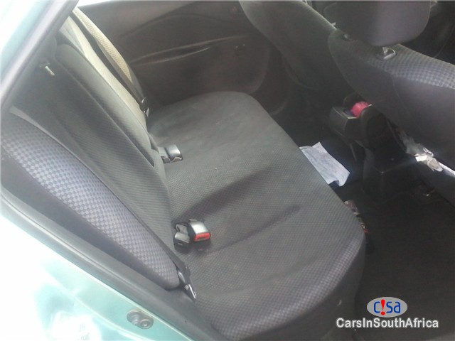 Toyota Yaris 1.3 T3 Spirit Manual 2006 - image 5