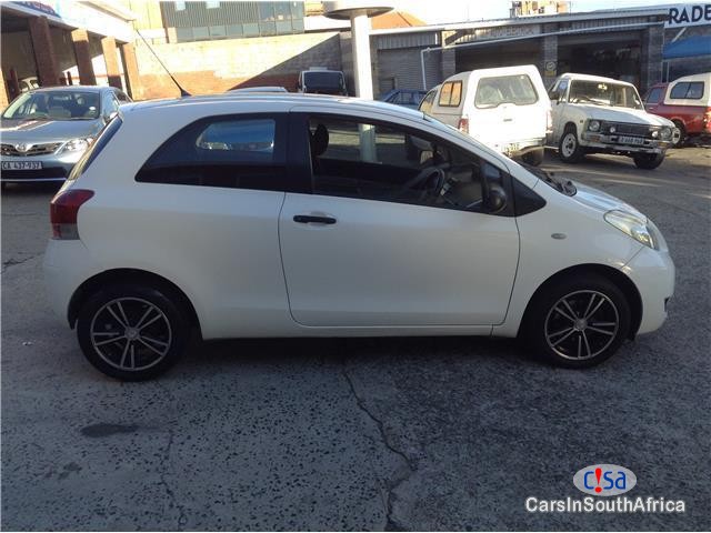 Picture of Toyota Yaris 1.0 T1 Manual 2010 in Western Cape