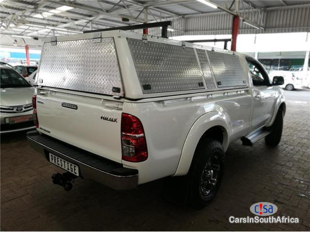 Picture of Toyota Hilux 3.0 D-4D R/Body Raider Manual 2007 in South Africa