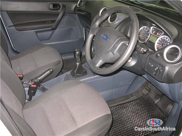 Picture of Ford Ikon 1.6 Ambiente Manual 2014 in South Africa