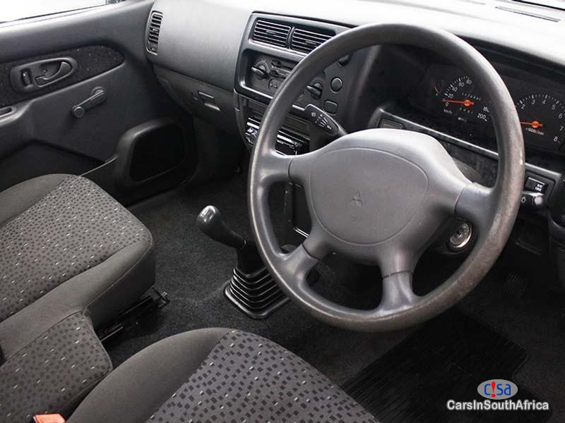 Picture of Mitsubishi Colt 2000i Lwb Hi-Line Manual 2007 in South Africa