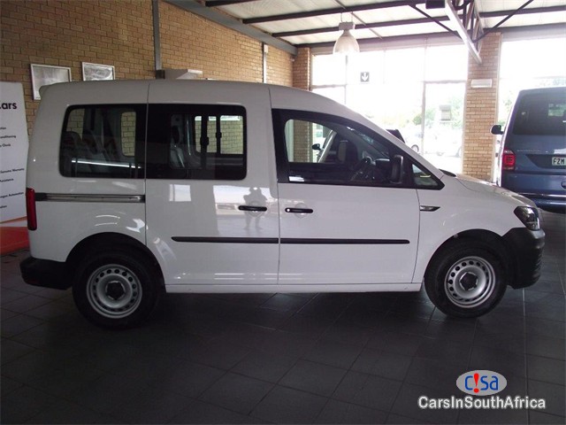 Picture of Volkswagen Caddy 1.6 Crew Bus Manual 2016 in South Africa