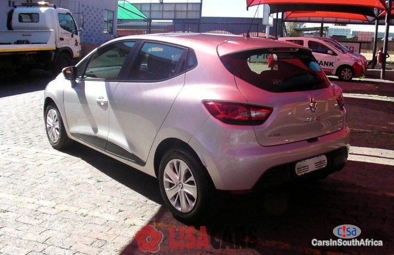 Picture of Renault Clio IV 900T Exppression Manual 2017 in South Africa