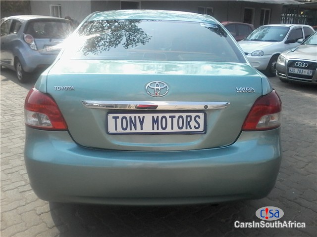 Toyota Yaris 1.3 T3 Spirit Manual 2006 - image 6