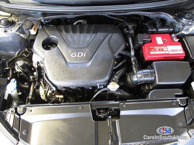 Hyundai Veloster 1.6 GDI EXECUTIVE DCT Automatic 2014 - image 6