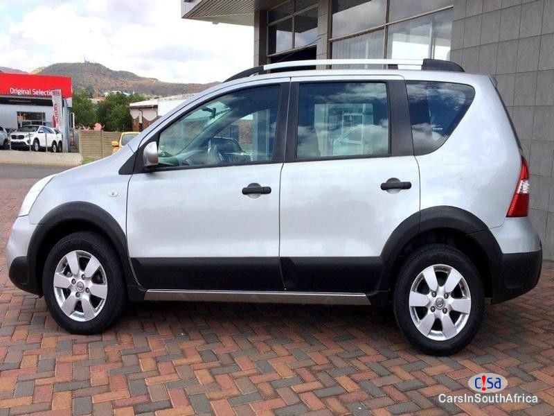 Nissan Livina 1.6 Acenta Manual 2014 - image 6