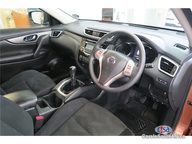 Nissan X-trail 2.0 4x2 XE Manual 2016 - image 6
