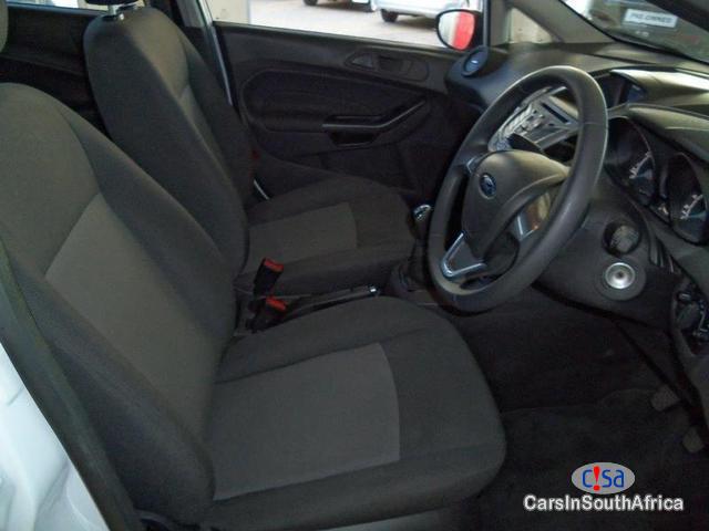 Ford Fiesta 1.4 Ambiente Manual 2016 - image 7