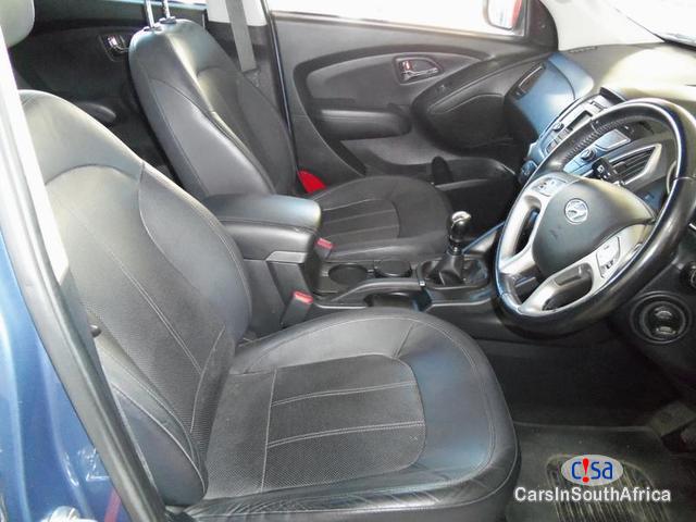 Hyundai ix35 2.0 Crdi Executive 4X2 Manual 2013 - image 7