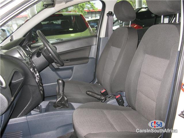 Ford Ikon 1.6 Ambiente Manual 2014 in Western Cape - image